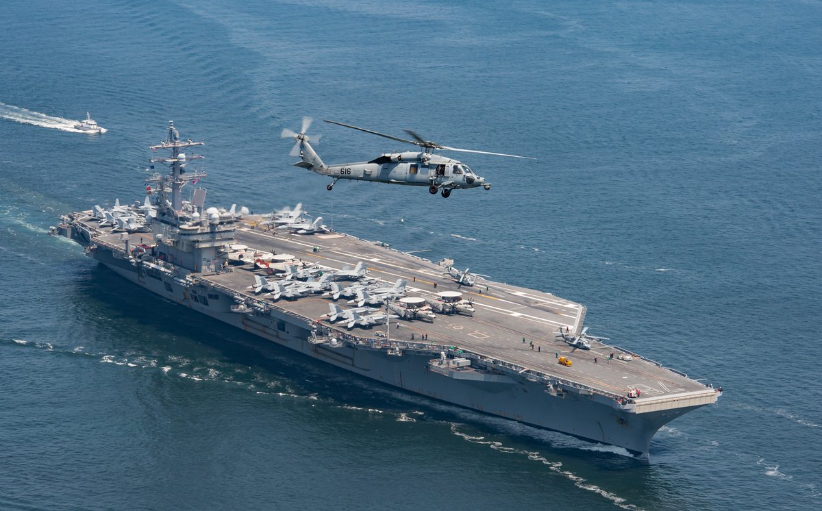 MH-60S（HSC-12 Golden Falcons） with USS Ronald Reagan
#MH60 #CVW5 #USNavy #CVN76 #7thfleet