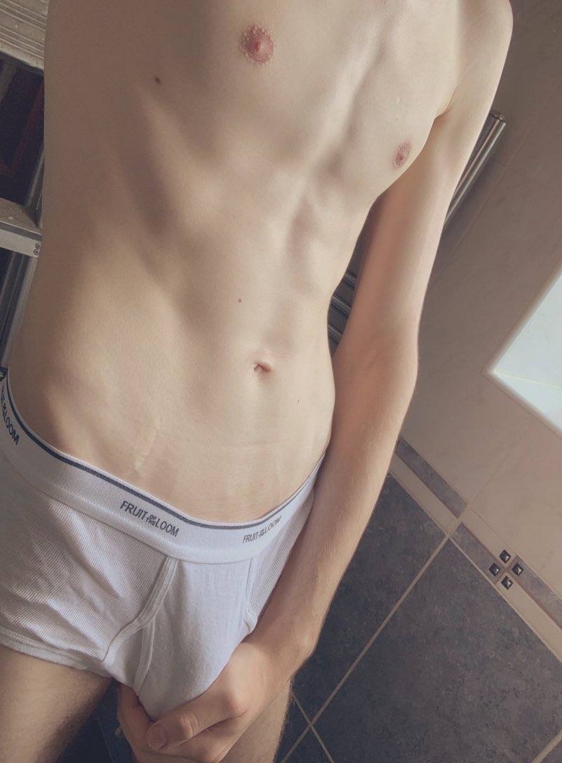ThatGayTom's tweet photo. Very much feeling myself today. Dying to put my dick in someone though. Very frustrating. https://t.co/7NLfPExiS7