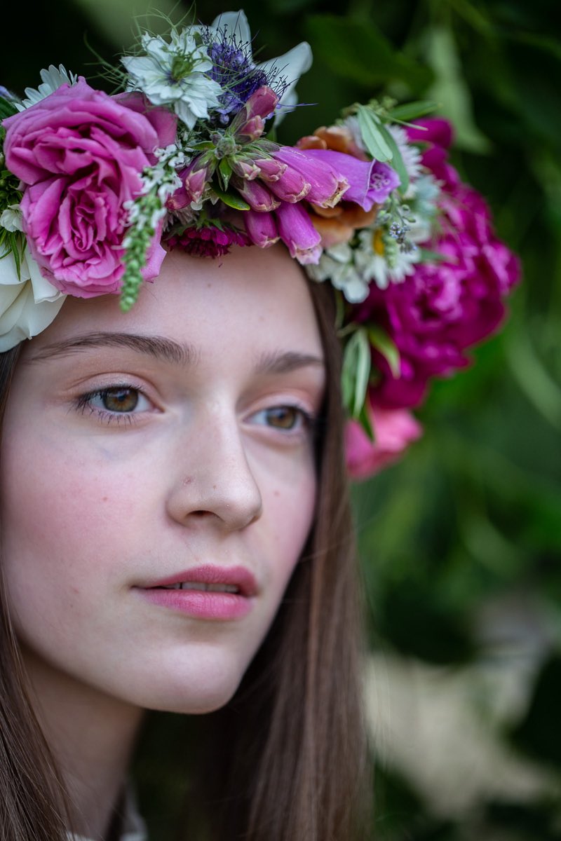 Lisa Dew, Rose Florist tweet media