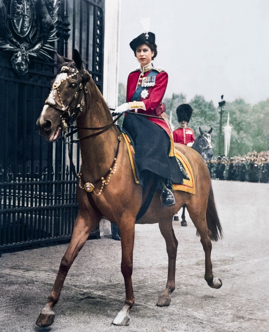 JaneDismore's tweet photo. In June 1951, Princess Eliz, 25, stands in for father George VI who's ill &amp; takes salute at #TroopingTheColour #London for 1st time. Spectators incl. Prince Charles, age 2, who stands w/King Haakon of #Norway More: #PRINCESS @ThistleBooks &amp; @LyonsPress #USA #RoyalFamily #Royals https://t.co/tkZFw6NxMW
