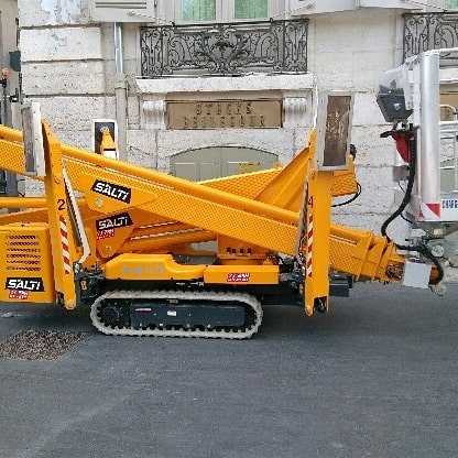 Quand après des mois de #FermetureAdministrative tu peux enfin ré ouvrir et qu'en fait on te gâche la journée...
Mais venez nous voir, les portes sont ouvertes derrière la grosse machine jaune !
Que fait la #police ?
<a href="/Mairie2Lyon/">Mairie du 2e Lyon</a>
#mairiedelyon
#police
#policedelyon
#lyon

#HELP