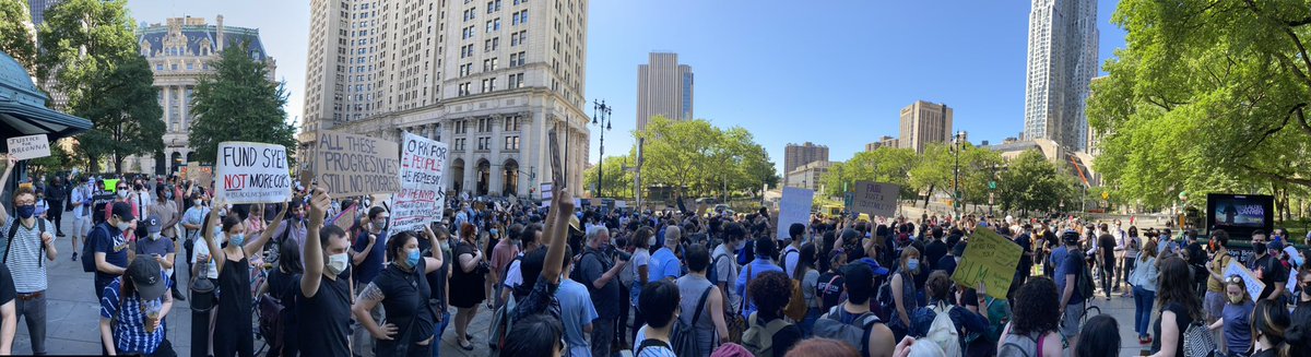 BetaNYC's tweet photo. Today, we stand with our allies from @NYCMayorsOffice &amp; @nycgov agencies demanding that @NYCMayor @BilldeBlasio #DefundTheNYPD, invest in social services, #Repeal50A, &amp; take REAL action. https://t.co/4VBfcohxcT