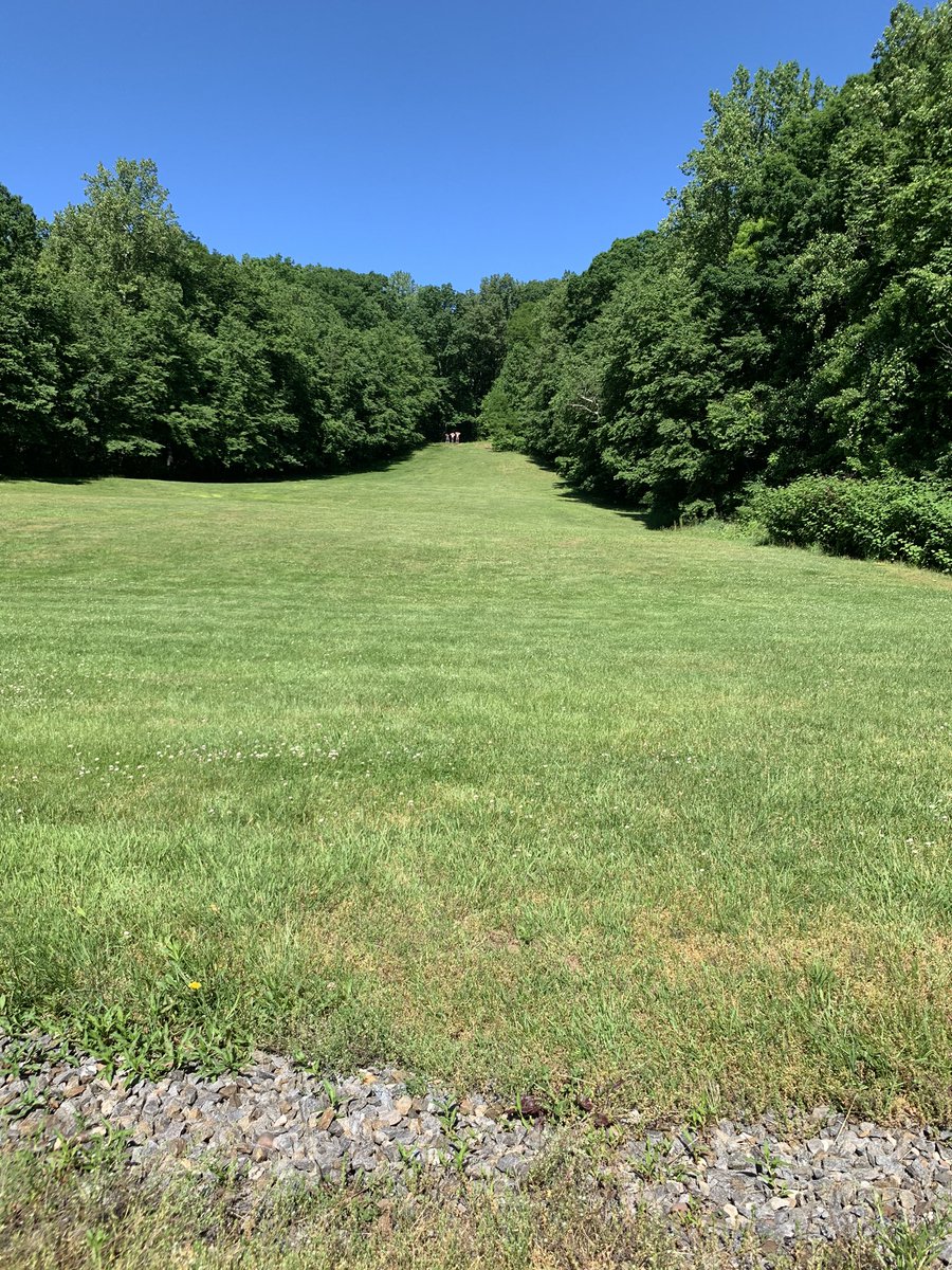 King of the Hill 👑🔥 Grind season #Rollrams @JothamCasey <a href="/Chisomokoro64/">Chisom okoro</a> Workout - 6 sprints full hill - 12 half hill sprints - 15 quarter hill sprints