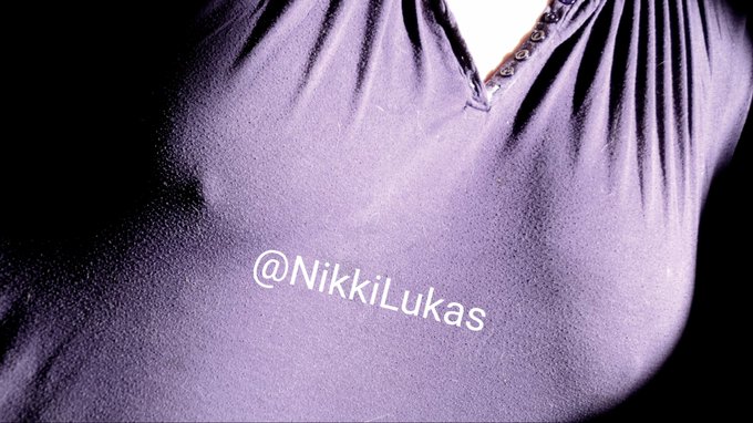 Sans soutien-gorge, quel bonheur !! Il fallait que je partage &ccedil;a 😘, je sens que tout les mec que je croise<a href="/tag/sanssoutif"class="tags"><span>#sanssoutif</span></a><a href="/tag/sanssoustiengorge"class="tags"><span>#sanssoustiengorge</span></a><a href="/tag/poitrinelibre"class="tags"><span>#poitrinelibre</span></a>