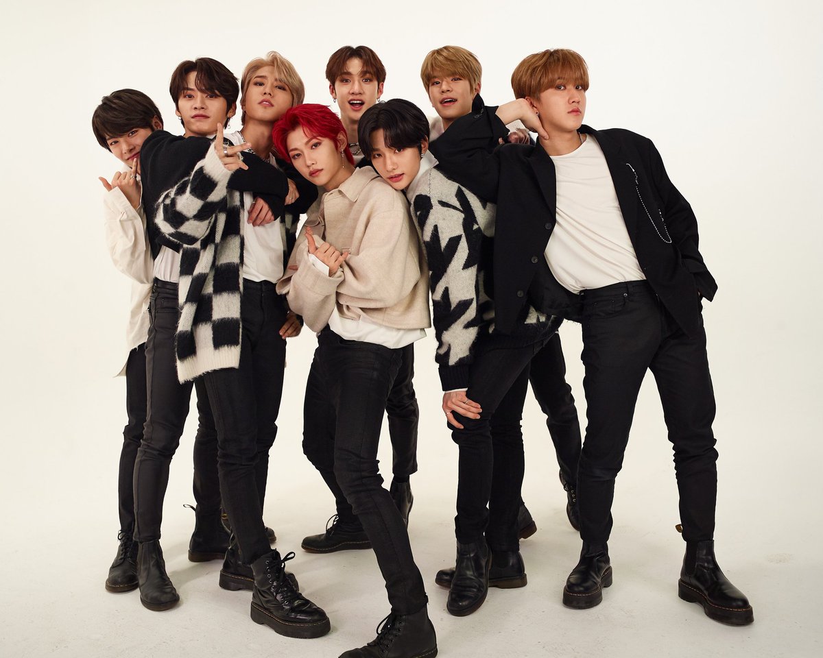 SKZVOTEAM's tweet photo. STAY⚠️⚠️⚠️⚠️

DESCARGUEN THEKKING, PARA VOTAR POR @Stray_Kids, es para ganar un anuncio en el Times Square!! 

📌Termina el 26 de junio, por favor DIFUNDAN PARA QUE MAS SE ENTEREN DE ESTA VOTACIÓN, ES IMPORTANTE PARA PODER PROMOCIONARLOS ❤️❤️

#StrayKidsComeback https://t.co/jZUknTRmB8