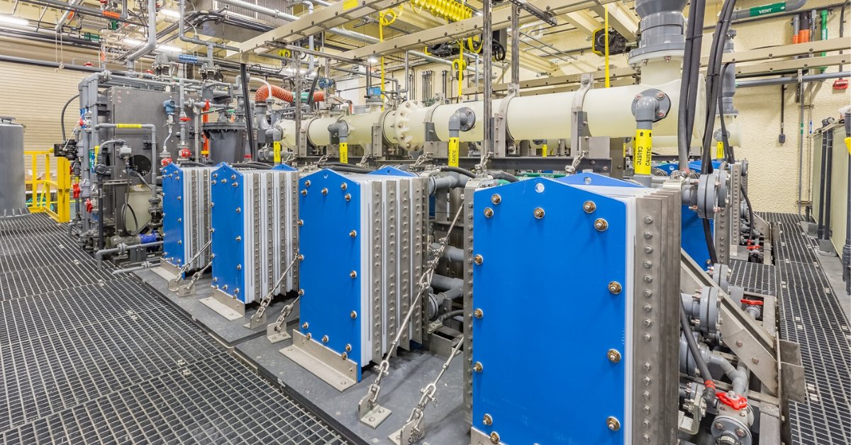 Klorigen's tweet photo. Electrolytic Technologies has extensive experience in designing and commissioning both large- and small-scale on-site chlorine generation systems globally. Learn more about how we can improve your chemical procurement processes. https://t.co/a6afBAB4yy https://t.co/tkw3ezbzNA