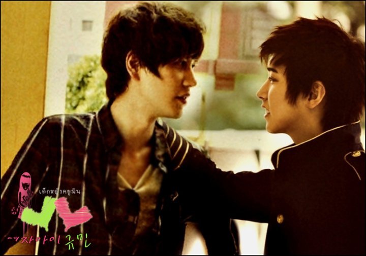 draqlasdaughter's tweet image. If you want to save some random #Kyumin (Kyuhyun + Sungmin ) images that I'll TW in this thread, before 👋 them from some of my folders...
For my tlist who's not interested, please mute me for awhile🤫