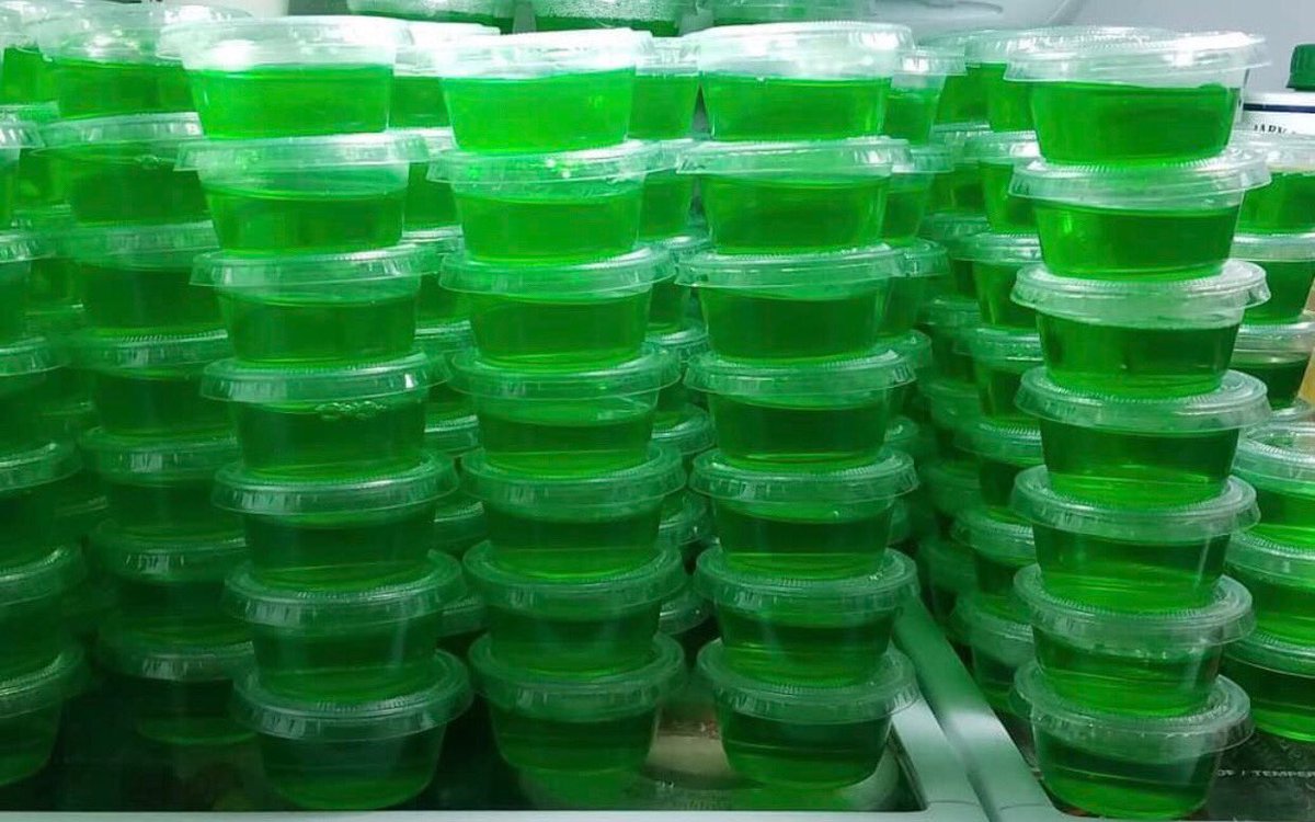 ThoseWhoSupport's tweet image. SG: @MadHatMassive
Team: @hfdathletic
League: @USLChampionship

One year in with a strong jello shot culture, learn more about Mad Hat Massive in this episode.

Available on all platforms!

anchor.fm/thosewhosuppor…