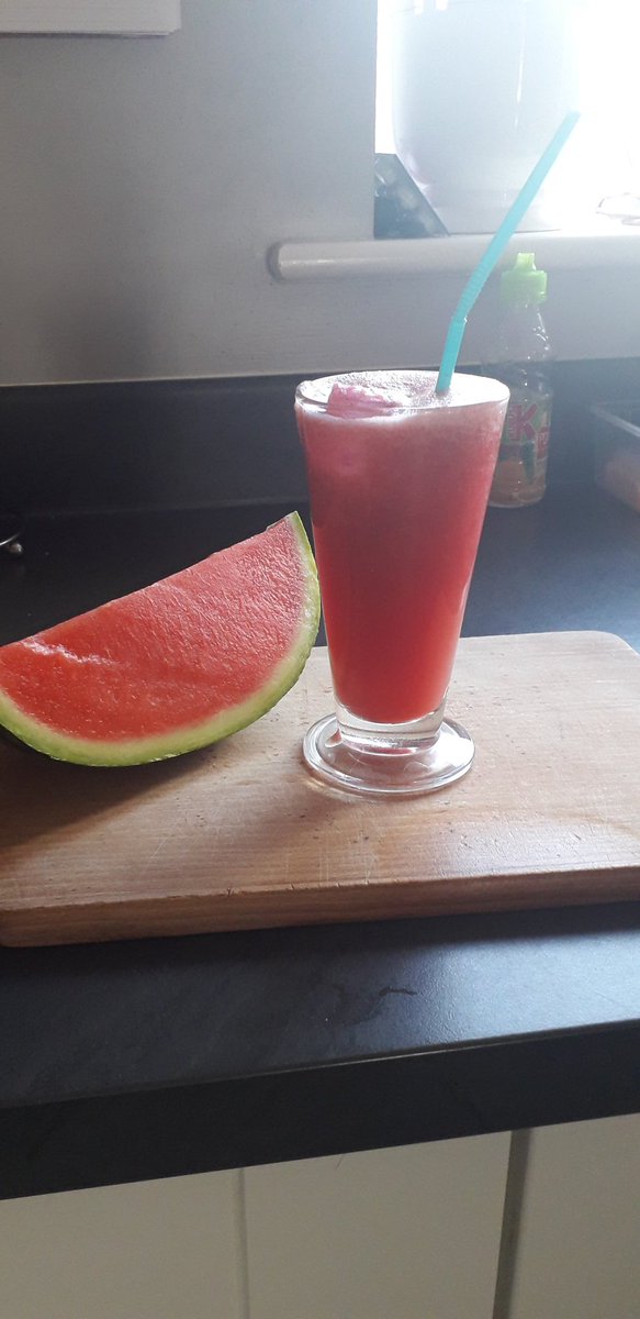 mum0206's tweet photo. @Newlands_PS Julia made a summer smoothie!🌞🌈🤗🤗 https://t.co/hIAyRraYLX
