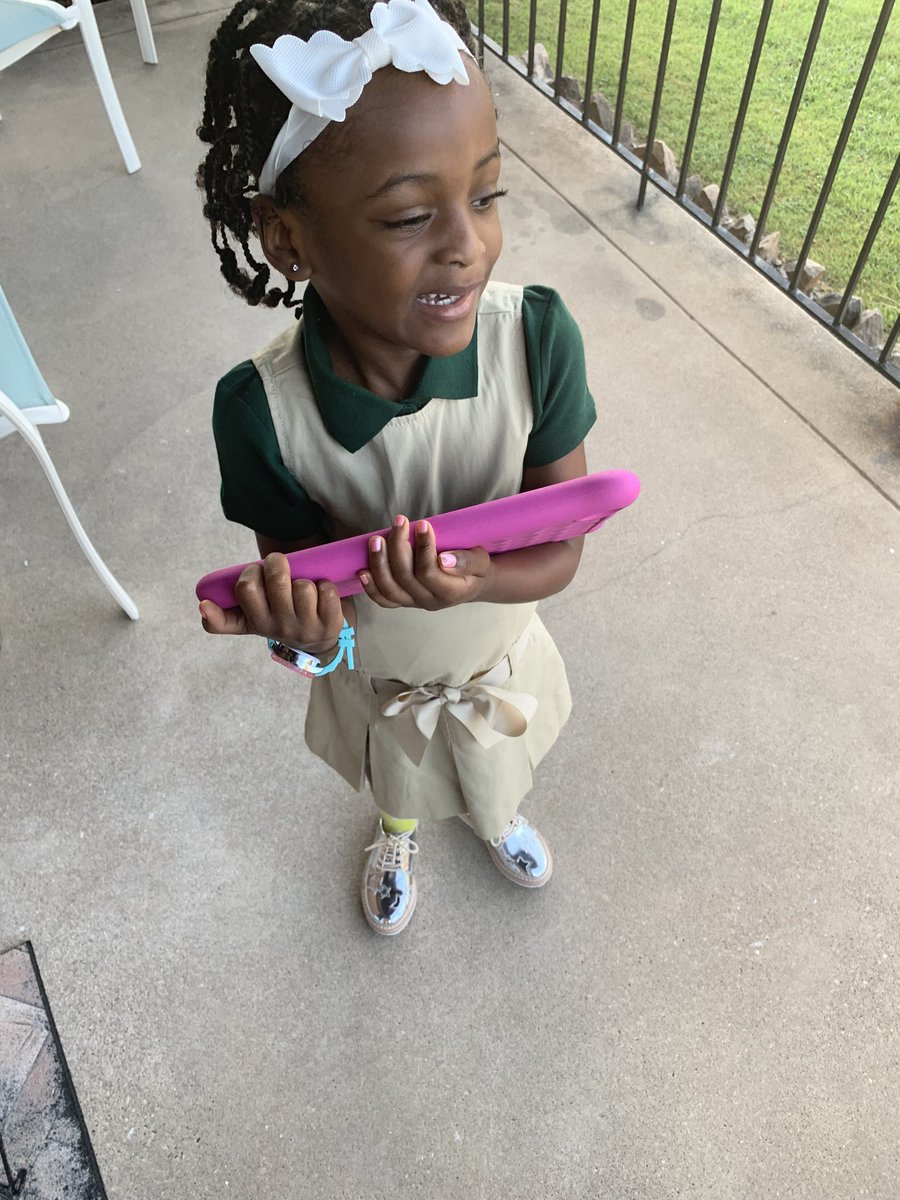 _rockettscience's tweet image. Can’t believe I got a 6 year old....I’m old 😂 #viewsfromthe6