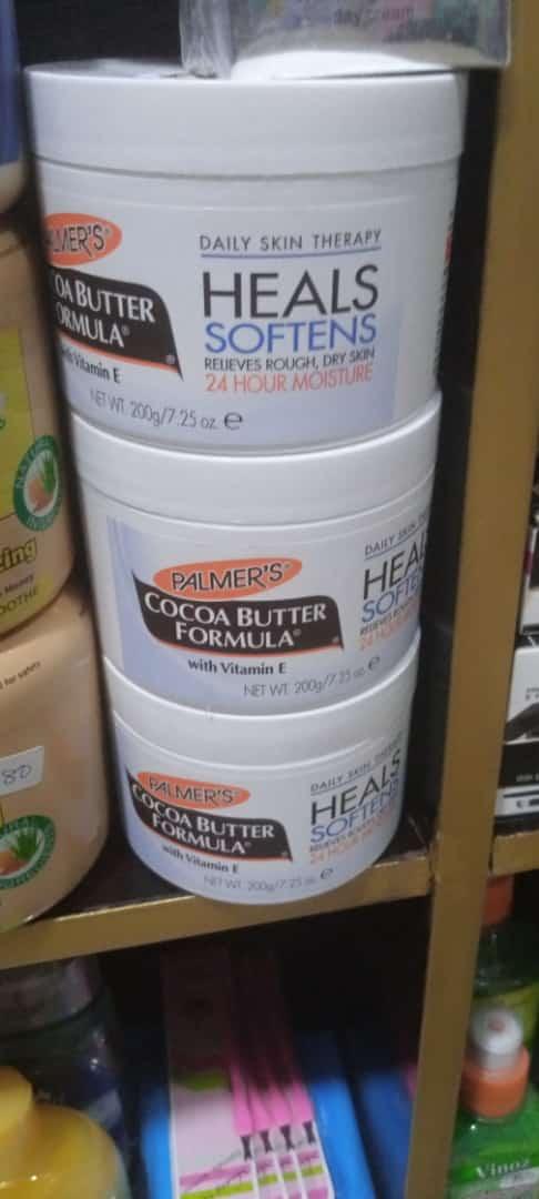 Cocoabutter ladies, brown skin, hot dark ladies. Get this and look like butter. We sell original.
07011449115