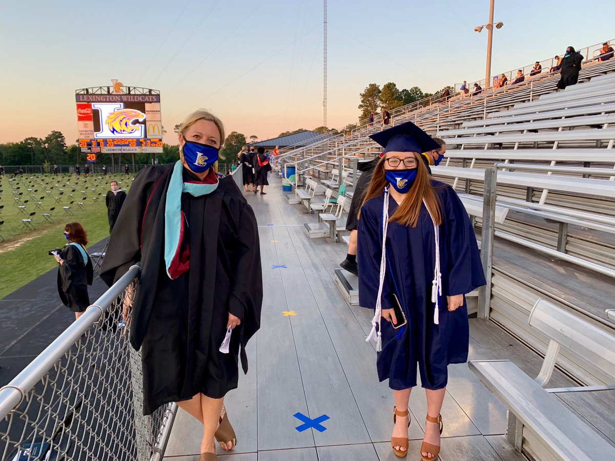 LexingtonOne's tweet image. Remember the achievements that brought you to this day. The stage is set for you! #LexGoCats #Lex1co2020