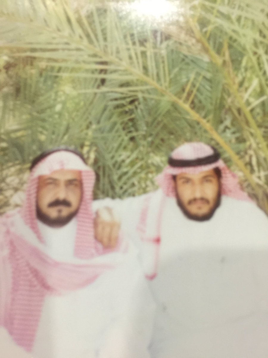 #عايد_سليمان_الشمري

رحمة الله عليك يا أغلى صديق
يا أجمل أخ يا أكبر خسارة وفقد
أحسست بها في حياتي..

مكانك فارغ للأن يا من تفهمني
من دون أن أنطق بـ حرف..

لم أجد للحظة من يشبهك
عساك في جِنان الرحمن