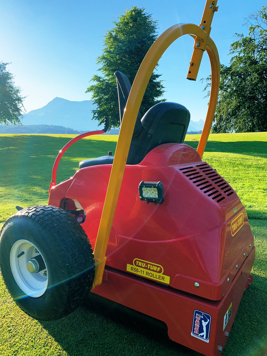 WhybrowBill's tweet photo. @GolfLucerne @sirwentworth @Tru_Turf @erinrix01 @BIGGALtd  @thegma_  Great to get out with the roller today to pick up the speed for the members #Greenkeeping 👌🇨🇭 https://t.co/wJNykPKQKI