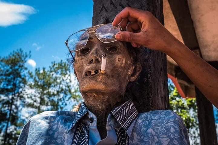 UnDEANiable's tweet image. Ama baby daddy enu abambe olayini ema Liquor City kodwa imali yeTin lengane abanayo