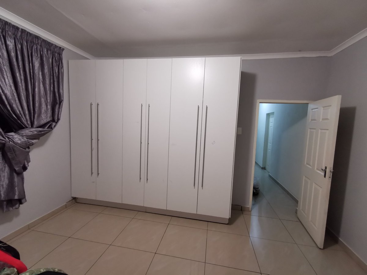 Shengeneers's tweet photo. Walk in closet an Bedroom Bic

#carpentry #joinery #woodworking #walkinclosets #shengeneers https://t.co/TOa1kNs4yw