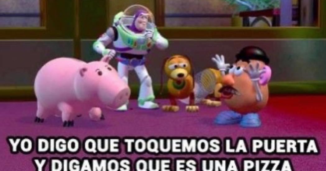 Ferchachis2's tweet photo. #WhiteHouse #ThePurge Los que están afuera de la Casa Blanca ideando cómo entrar: https://t.co/NmCy2SfbYj