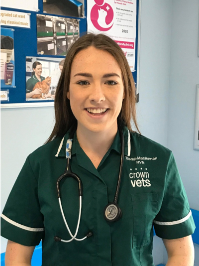 DYWICH's tweet photo. Kicking off the #DYWKeyworker campaign is Tasmin from @CrownVets  Read what Tasmin has to say about being a Veterinary Nurse during the pandemic https://t.co/L5yS1I1zSd #Dywscot https://t.co/6tSxftuuyg