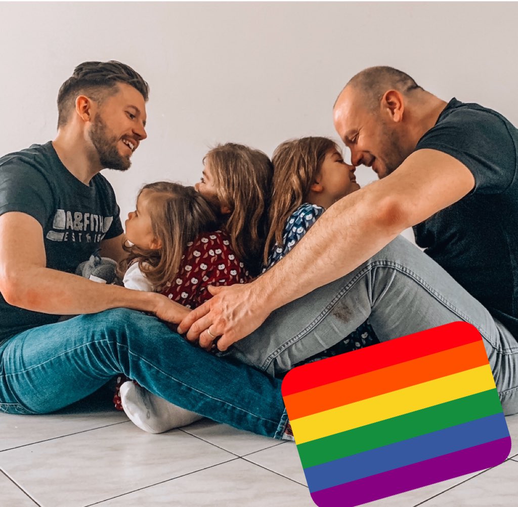 maviedepapagay's tweet photo. #PrideMonth2020 https://t.co/PvQ7ViTboU