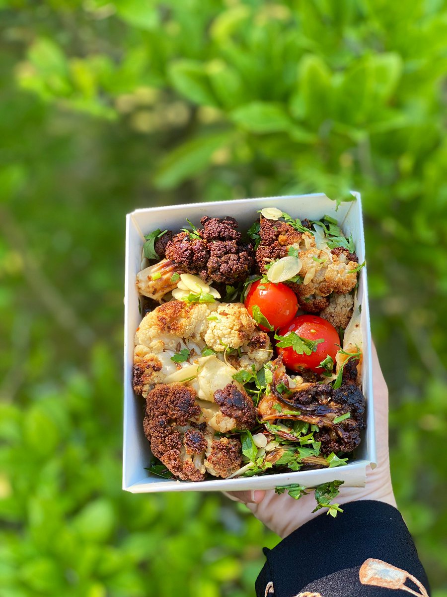 Sometimes the right choice is the easy one. Our salads are healthy, fresh, delicious and #Vegan. Perfect for a #Picnic on a #SunnyDay. Our cauliflower salad is made with flaked almonds, parsley, cumin and a lemon dressing 😋#FinsburyPark #Hampstead #MondayMotivation #PlantBased