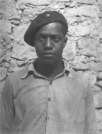 joan_vdg's tweet photo. L’any 1936 Oliver Law s’unia a les Brigades Internacionals per lluitar contra el feixisme

En diversos Estats dels EUA no el consideraven ni ciutadà

Fou el primer afroamericà a dirigir una unitat de blancs al Batalló Lincoln

Va morir al 1937 liderant una ofensiva prop de Madrid https://t.co/XB9yxEtw6X