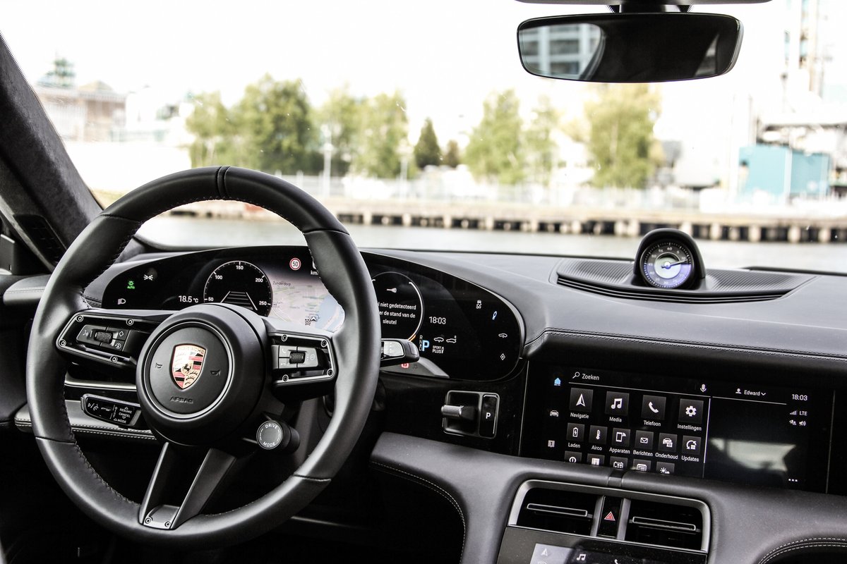 Onlangs reden wij in de nieuwe <a href="/PorscheNL/">Porsche Nederland</a> Taycan. Lees hier onze bevindingen! #Taycan

elektrischnederland.nl/2020/05/31/rij…