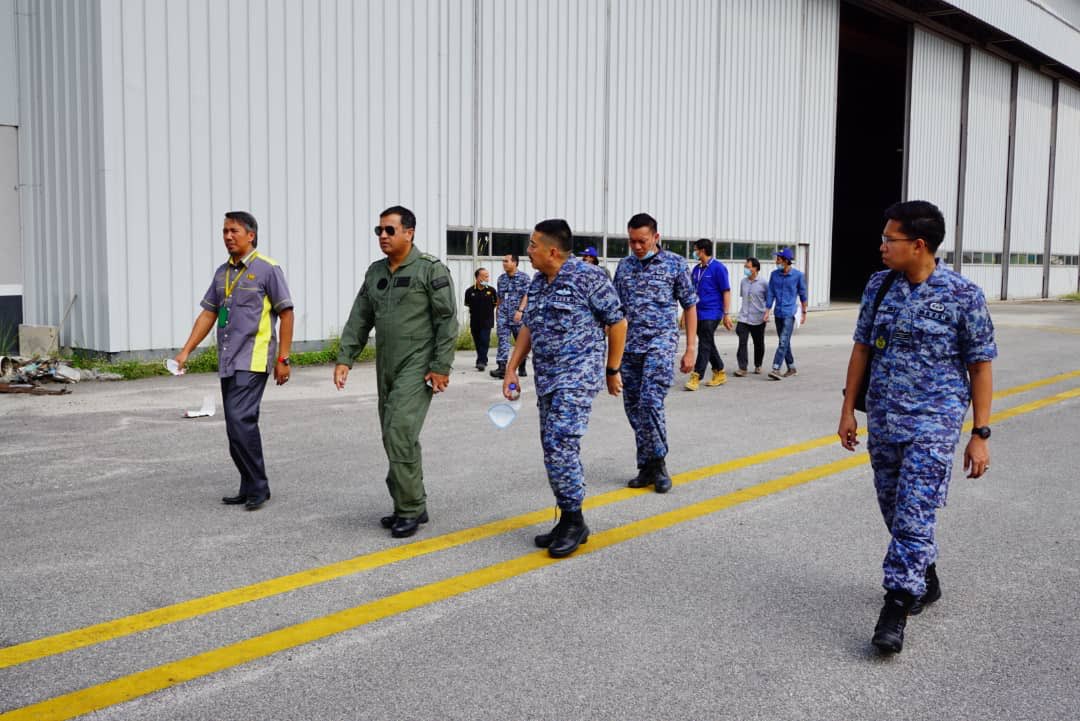 Lawatan Mejar Jeneral Dato’ Zahani ke projek Hangar EC725