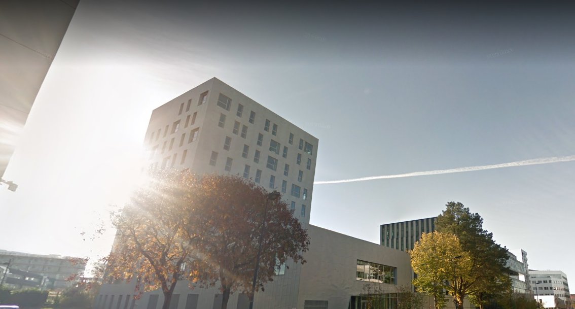 Nuage B vous accueille en ce lundi de pentecôte 😉

#coworking #Nantes #business #location #officespace #sunnyday