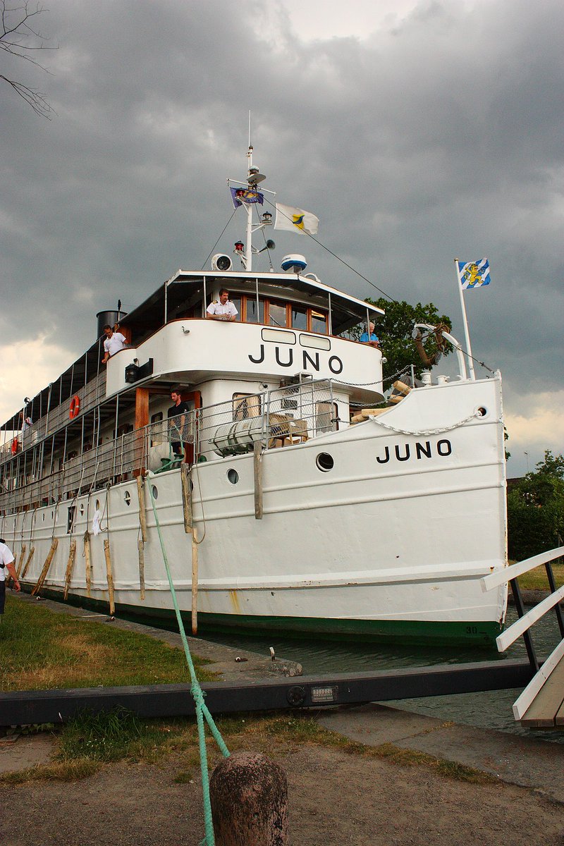 MICRONATIONS_'s tweet photo. THE FANTASTIC ROMANTIC SMOOTH WATER 
JOURNEY ON SHIP *#JUNO* FROM #GOTHENBURG 
TO #STOCKHOLM (AND BACK) ON #GOTAKANAL 
THROUGH #GOTALAND !! PASSENGERS NEVER FORGET  
WONDERFUL #SWEDEN 🇸🇪 !!  💙 💛 #WAFEF®

#MYCROWNATN® @MICRONATIONS_ https://t.co/tHvLIfvdpt