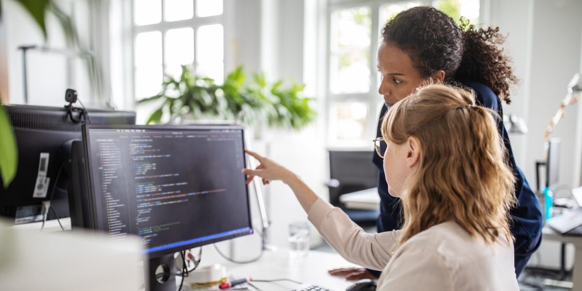 iSourceltd's tweet photo. Stack Overflow, a popular Q&amp;A site for developers with over 50 million monthly unique visitors just released its annual survey where it asks over 65,000 developers about themselves and their programming habits  https://t.co/PfnLJUCroV https://t.co/dXsxu8l8uV