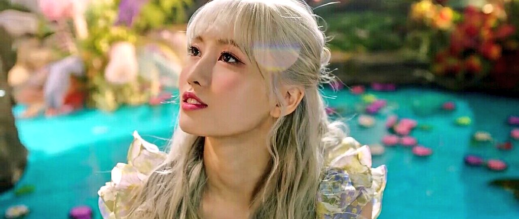 kang_dxniel's tweet photo. no thoughts, head empty. just them and their beauty

#TWICE_MOREandMORE https://t.co/jh9dtdkQyp