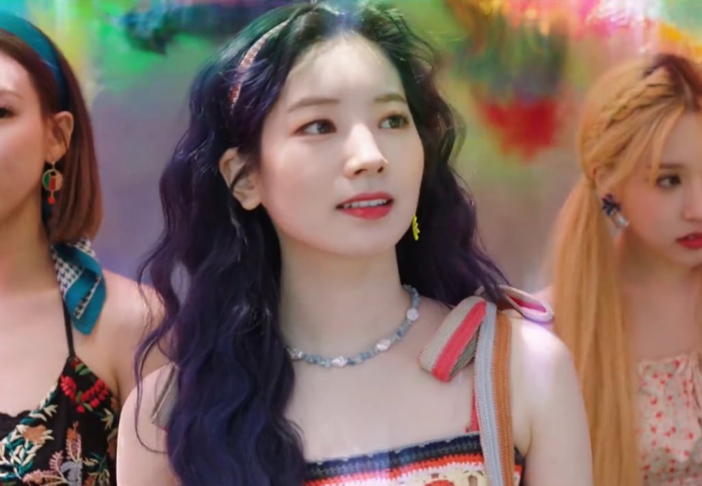 dahyunniepics's tweet image. CAN U HEAR ME SCREAMMMINGGG #MOREandMORE