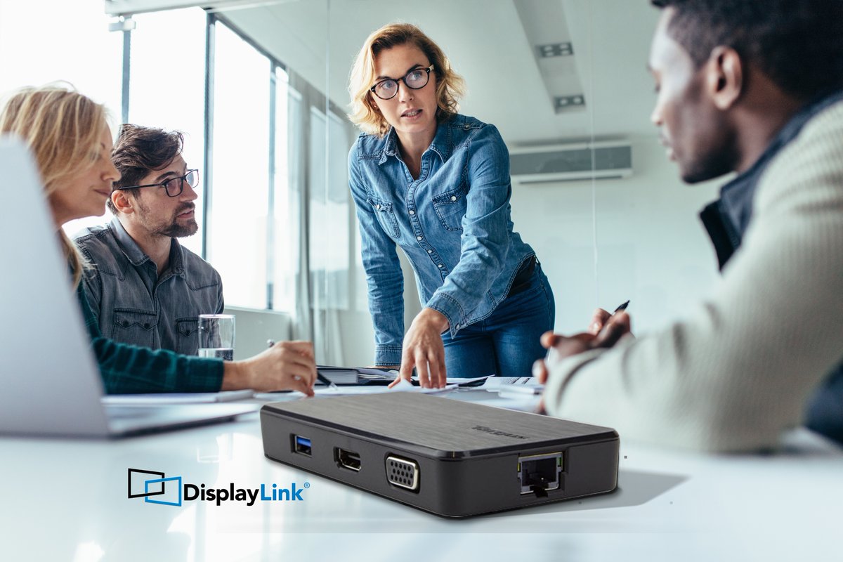 DisplayLink's tweet image. Let @DisplayLink USB travel docks convey your proposal on the big screen  
#RoadWarrior #PlugAndDisplay #PortableProductivity