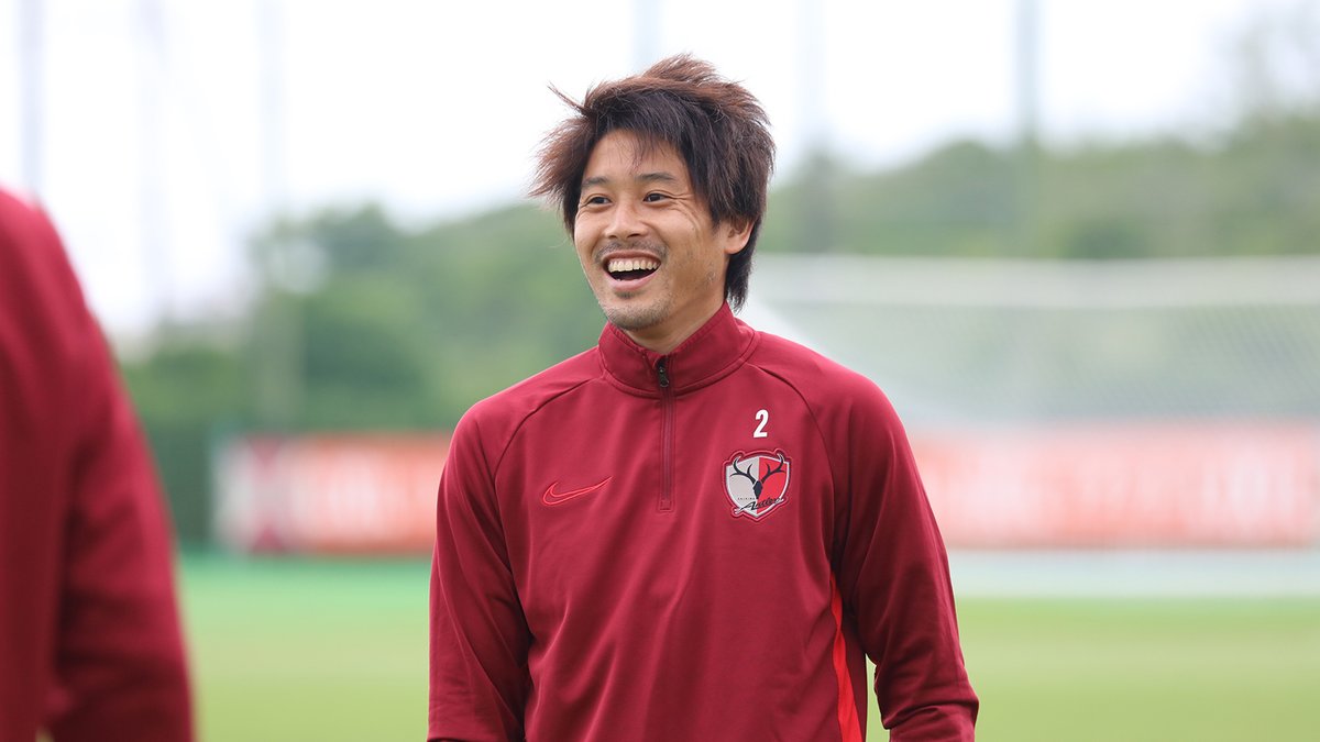 鹿島アントラーズ Pa Twitter こちらも スマイル Antlers Kashima 内田篤人 広瀬陸斗 上田綺世 名古新太郎