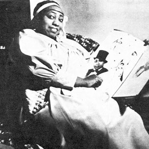 gladys bentley was a lesbian gender-bending blues singer, pianist and entertainer during the harlem renaissance. according to the new york times she was harlem’s most famous lesbian in the 30s.