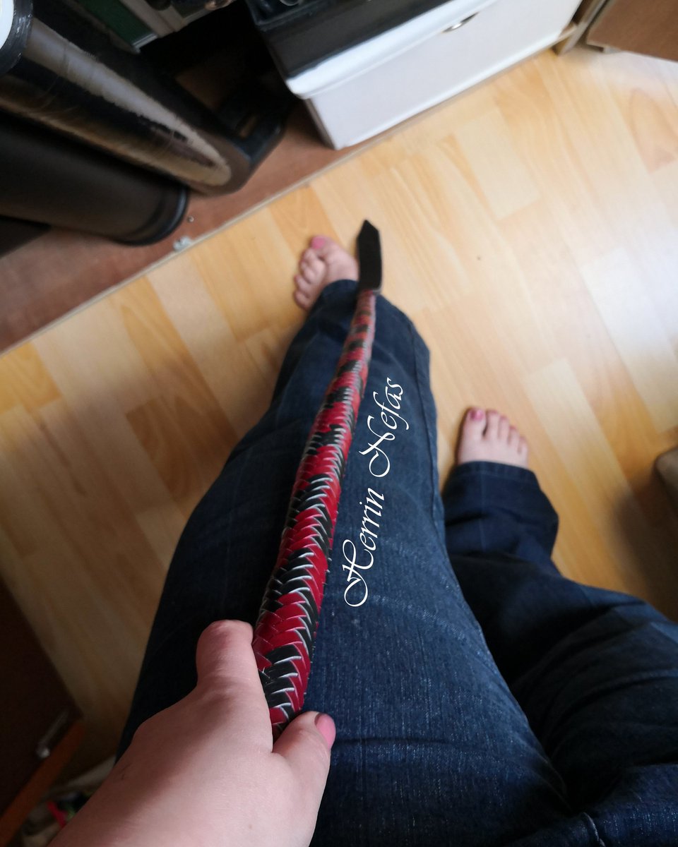 Ich bereite mich so langsam auf Berlin vor!
Wie sehr ich diese Stadt vermisse.
#lovemytown #berlin #auaistkeinsafeword  #berlinernächtesindlang
#findom #femdom #moneydom #geldherrin #ILoveMyLife #feetfetish #feet #paypigslave #geldsklave #moneyslave #iwantmore