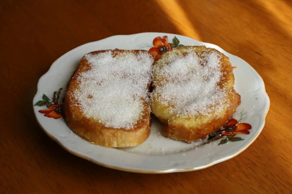 Бутерброд с маслом и сахаром