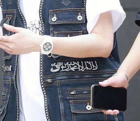 ز tweet media