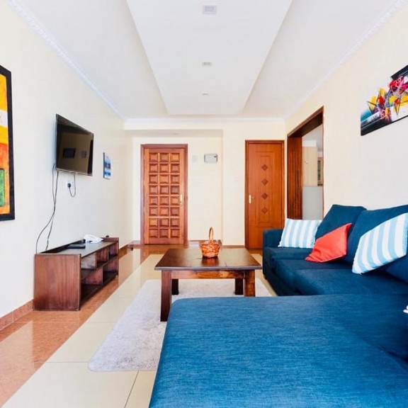 GoldmutG's tweet photo. 2 Bedroom Furnished - Kileleshwa https://t.co/gEqKX3v9Je #ampleparking #apartment #balcony #borehole #cctv #fittedkitchen #forrent #furniture #kilimani #laundryroom #pantry #separatedining #visitorsclockroom #realestate #realestateagent #Karen #Homes... https://t.co/uKSOr4ubvw