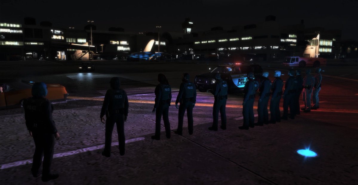 lifetimerp's tweet image. Never a dull moment with the LSPD. Gotta keep those cadets in tip top form!
#FiveMRoleplay #GTAServer #RPLosSantos