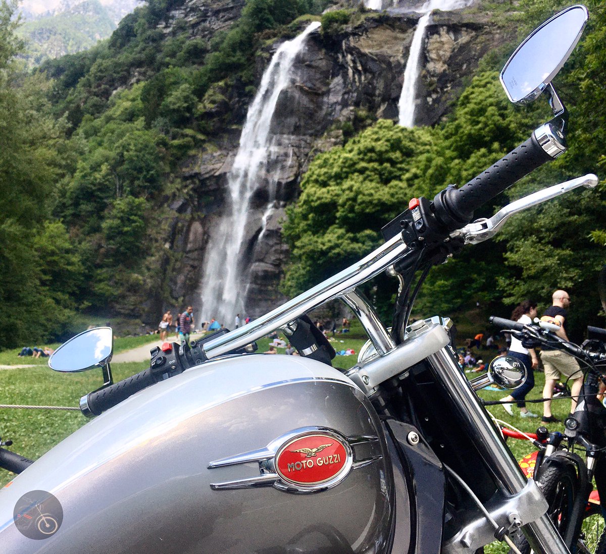 MotoTouringDay's tweet photo. @motoguzzi 
#mototouringday #cascateacquafraggia #insella 🏍✌🏼 https://t.co/GpqGy2t514