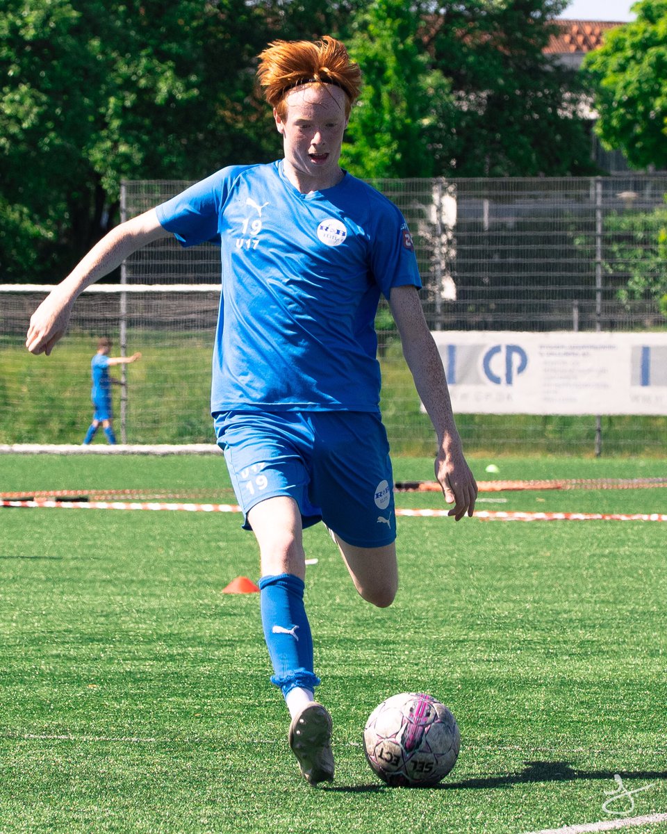 hugoboejemunter's tweet photo. Dagens varme træning #RBelite #U17div #mitroskilde 📸: @termansen https://t.co/LmfoJdwOEC