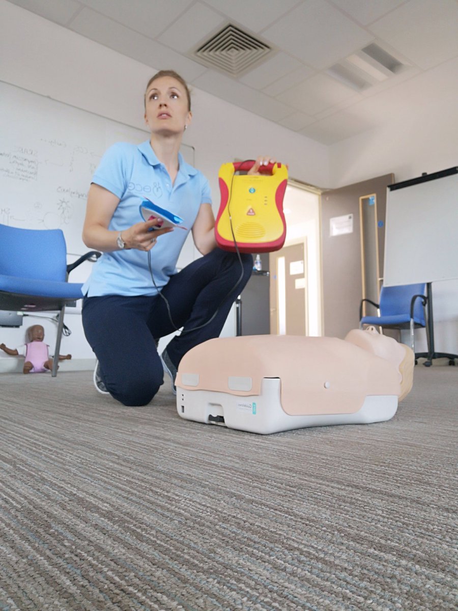 ECGSophieNd's tweet photo. In the BLS and anaphylaxis teaching swing today!! 😁🤗 #supportingfrontlineworkers #ecgtraining 🤗 https://t.co/j4zEj2mNOr