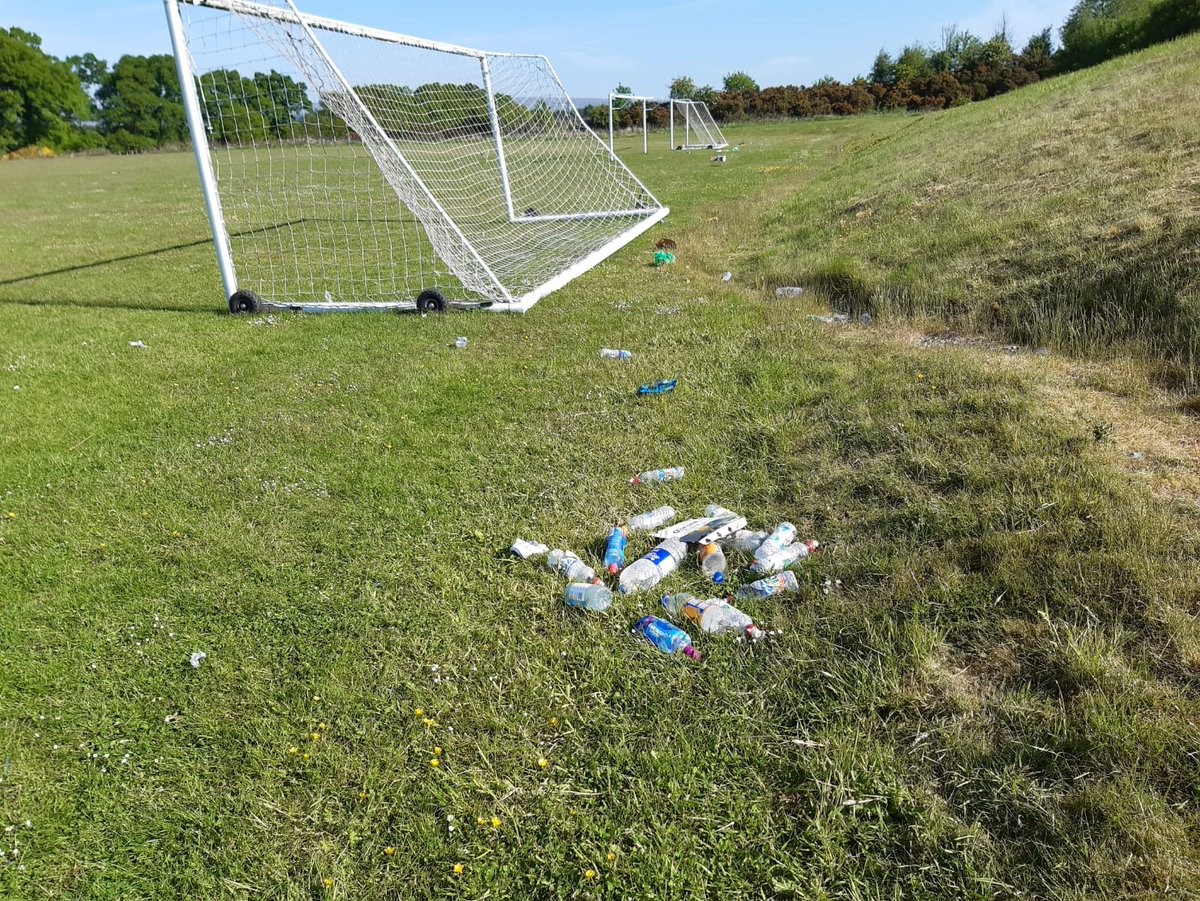 Daviddale05's tweet photo. I know lockdown has eased but is it just an excuse to leave your rubbish behind? Thanks to the #DSCfamily volunteer who picked It all up and bagged it. We have a beautiful town and should be proud of it instead of leaving it in a mess like this. #takeyourlitterhome #DSC https://t.co/ul9iFbCl4V