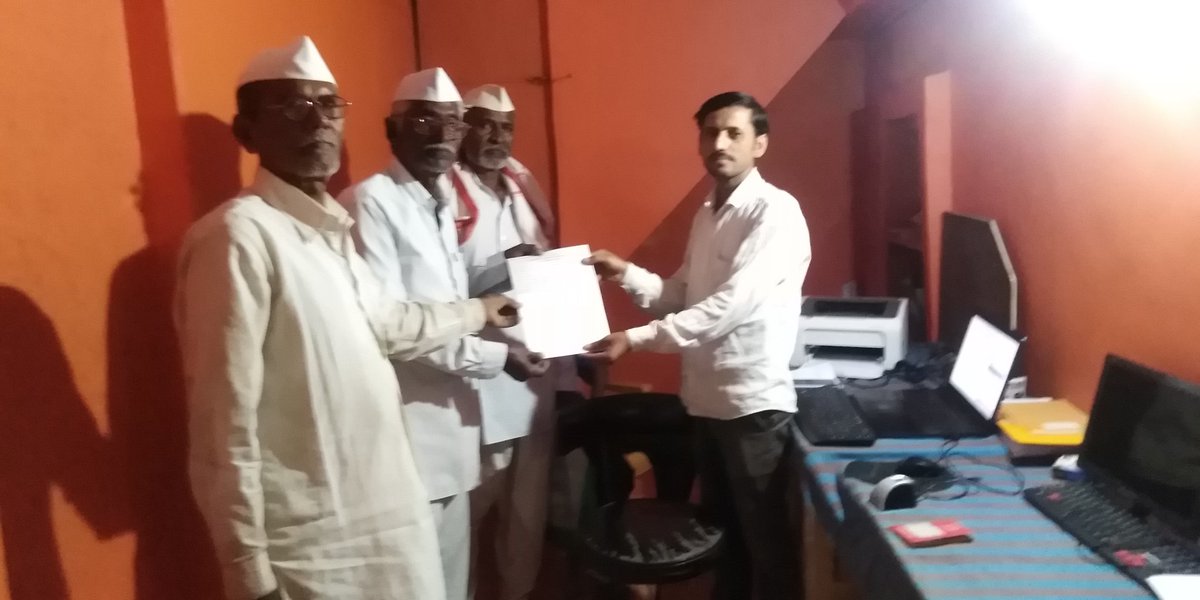dipmalthankar's tweet photo. @CSCMaharashtra @dintya15 @nileshingle7276 #CSCSocialMediaDay CSC च्या माध्यमातून, Digipay द्वारे प्रधान मंत्री गरीब कल्याण योजनेचा लाभ , Pmjay, Pmsym, Pmkisan, Tele medicine, अशा अनेक प्रकारच्या योजना, शेतकरी, महिला, बचत गट, गरिबां पर्यंत पोहोचविण्याचि  संधी मिळत आहे https://t.co/HHfDkuMdsP