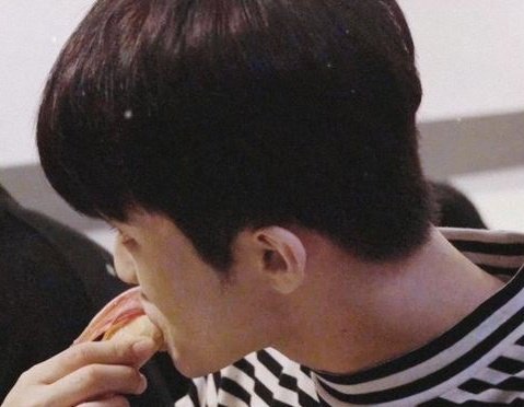 mark lee details; a thread