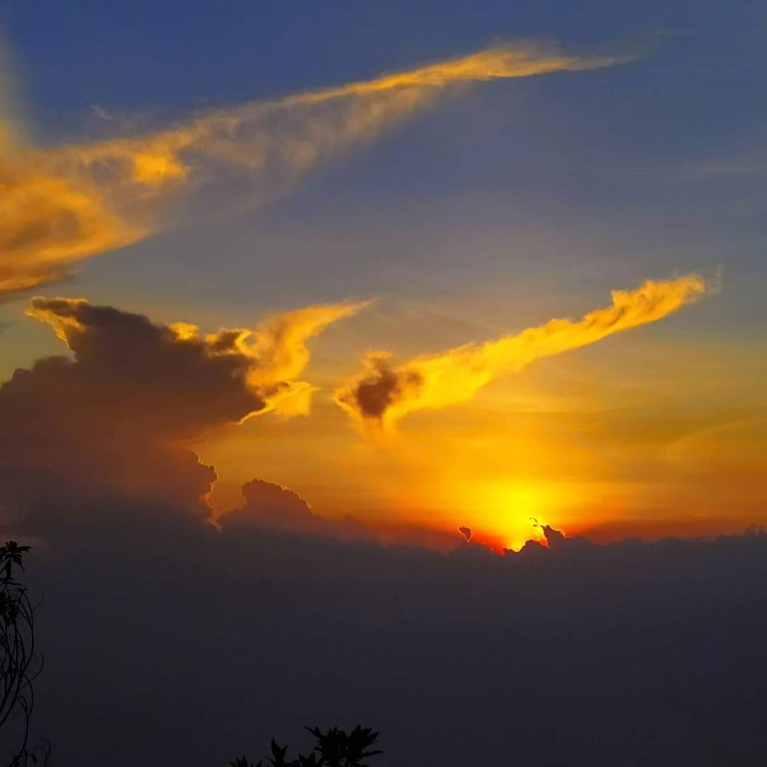 felipeacuna1978's tweet photo. @Naty106F @CanateMaite Atardecer desde Cerro Kennedy - Sierra Nevada de Santa Marta https://t.co/VSTh0NDFjt