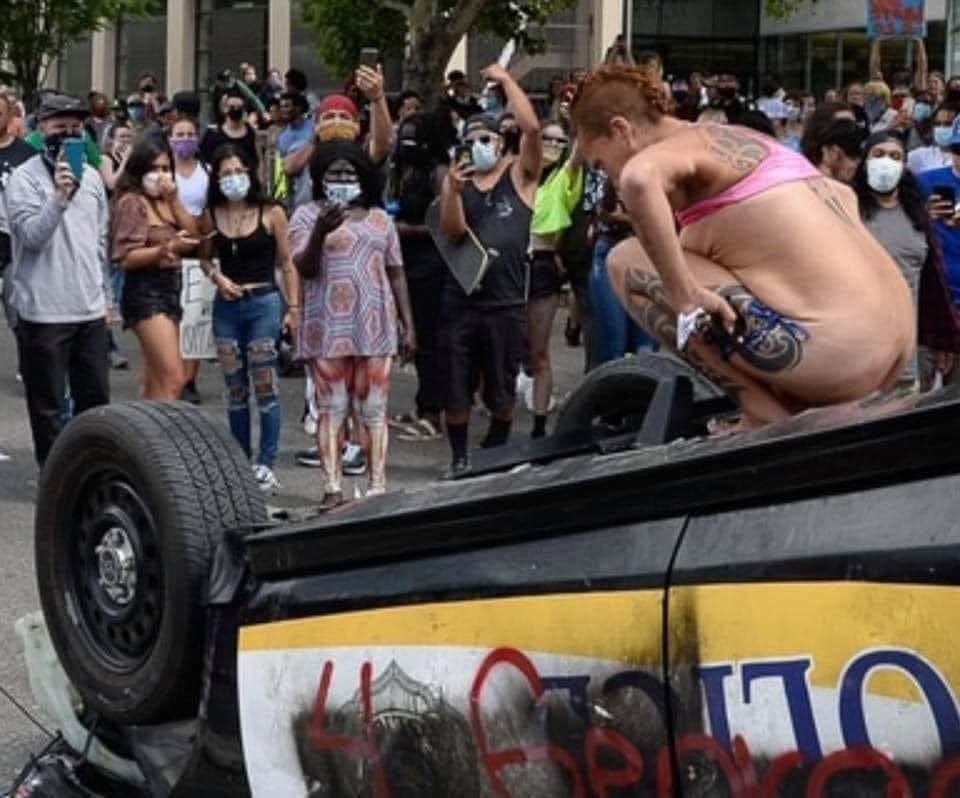 EZbP6AyXYAE47jj?format=jpg&name=medium