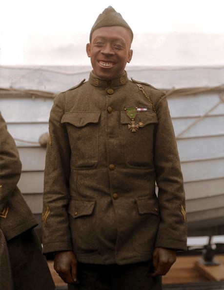 DeptofWar's tweet photo. #MedalofHonorMonday: Today, we honor a @NationalGuardNY soldier &amp; member of the all-black “Harlem Hellfighters.” He received the #MOH nearly a century after his actions in #WWI. This is the story of @USArmy Sgt. Henry Johnson: https://t.co/hfTx3tN3zP 
#KnowYourMil https://t.co/IQWCt3BqCA