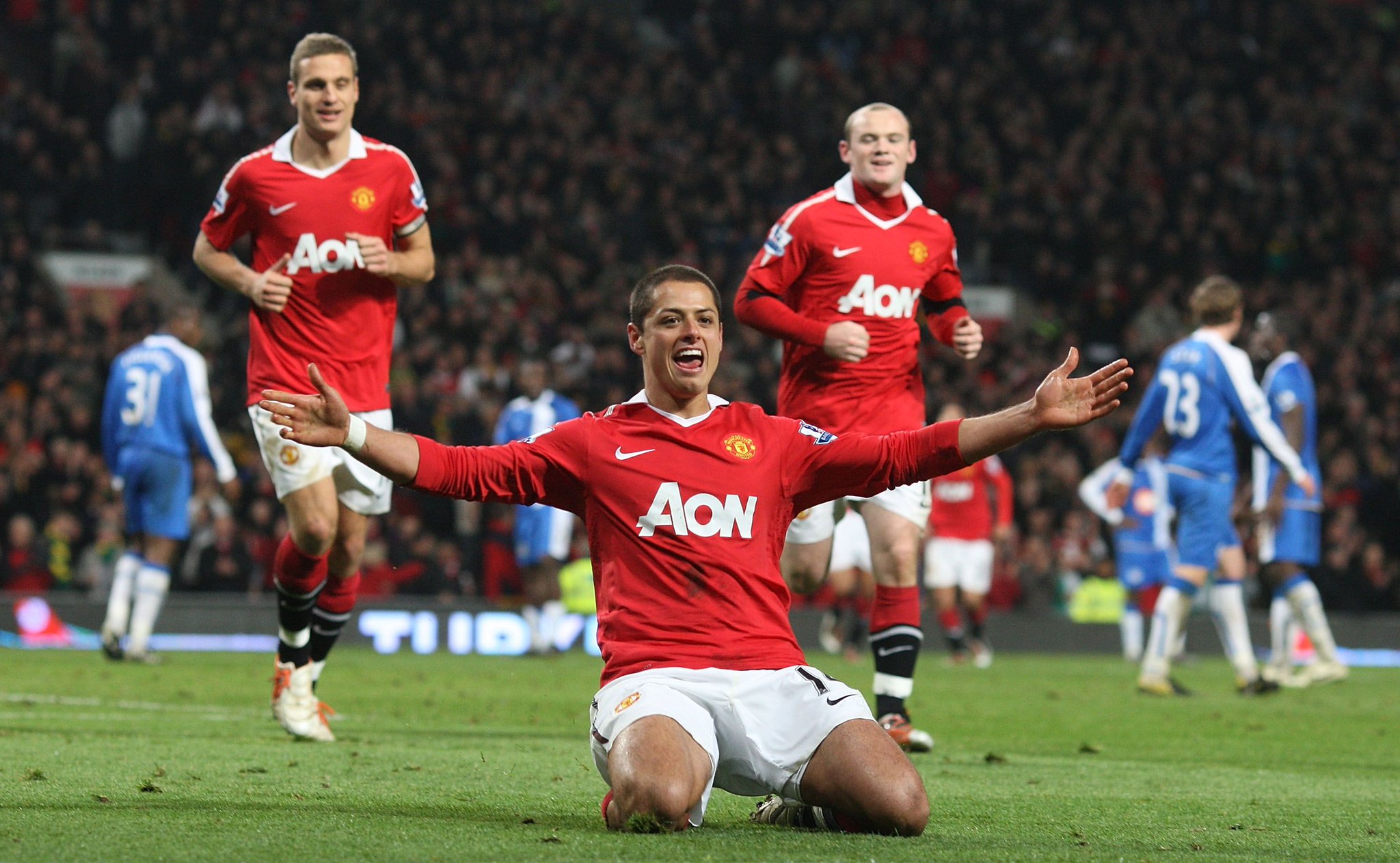 Happy Birthday to Javier Hernandez... aka Chicharito!    